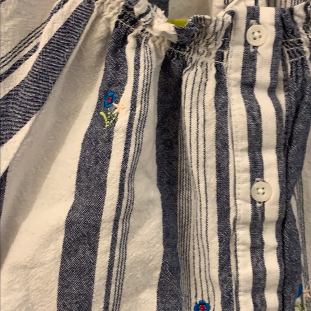 Gap top - Picture 2 of 2